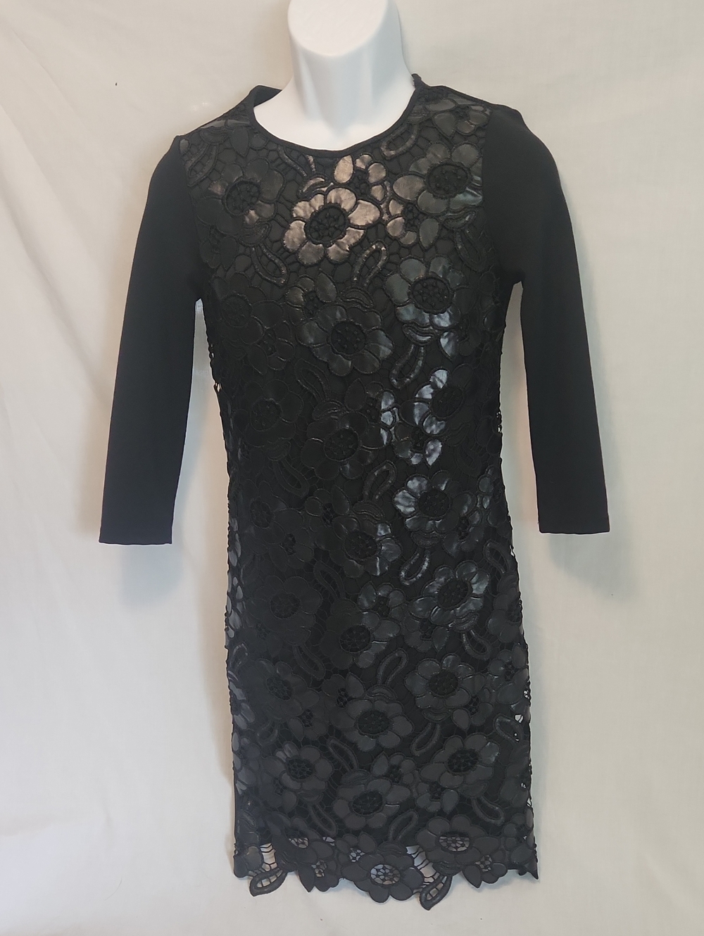 Spense Black Floral Lace Sheath Dress with Three-Quarter Sleeves